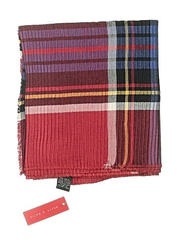 Kelly & Katie Scarf (view 2)