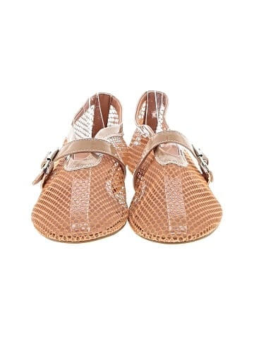 Unbranded Flats (view 2)