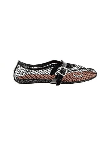 Unbranded Flats (view 1)