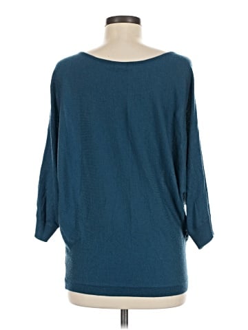 Splendid Pullover Sweater (view 2)