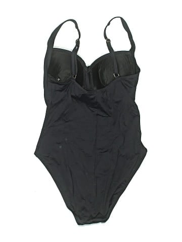 La Blanca One Piece Swimsuit (view 2)