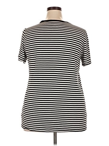 Torrid Short Sleeve T-Shirt (view 2)