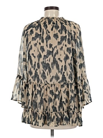 Entro 3/4 Sleeve Blouse (view 2)