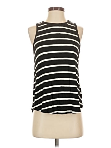 Akemi + Kin Sleeveless T-Shirt (view 1)