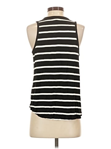 Akemi + Kin Sleeveless T-Shirt (view 2)
