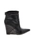 Wild Diva Black Ankle Boots Size 8 - photo 1
