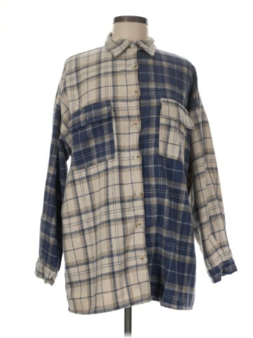 Commense Poncho (view 1)