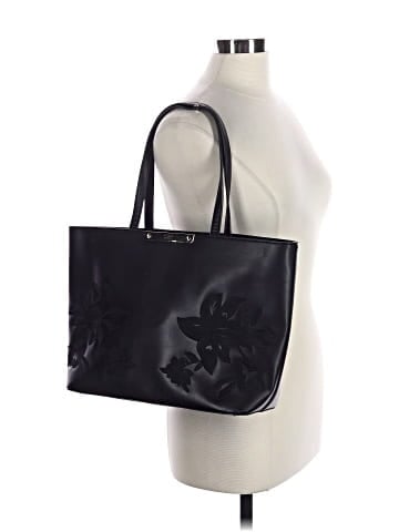 Guess Tote (view 2)