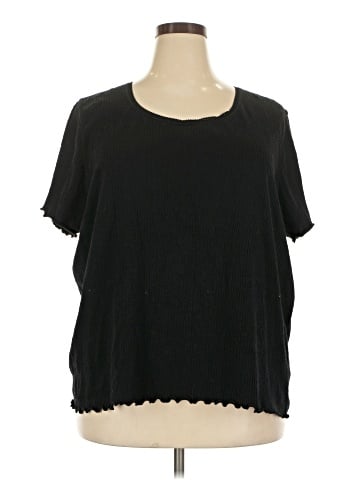 Carolyn Taylor Short Sleeve T-Shirt (view 1)