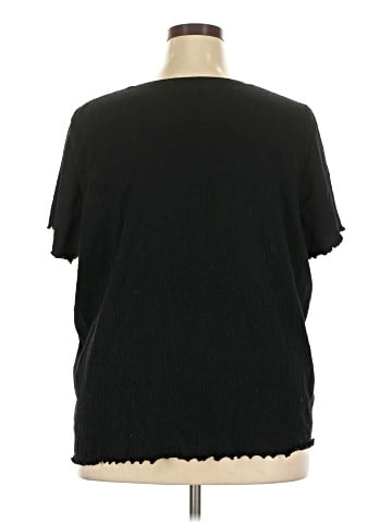 Carolyn Taylor Short Sleeve T-Shirt (view 2)
