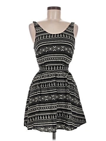Forever 21 Casual Dress (view 1)