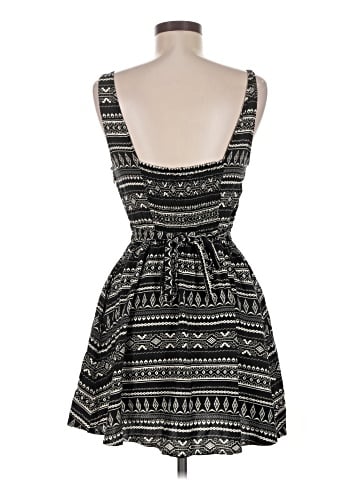 Forever 21 Casual Dress (view 2)