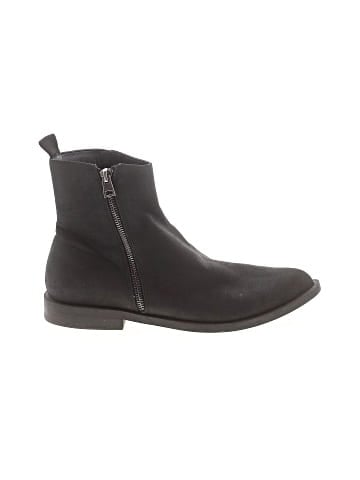 Amazon Essentials Ankle Boots (view 1)