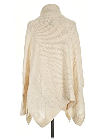 Moda International Poncho (view 2)
