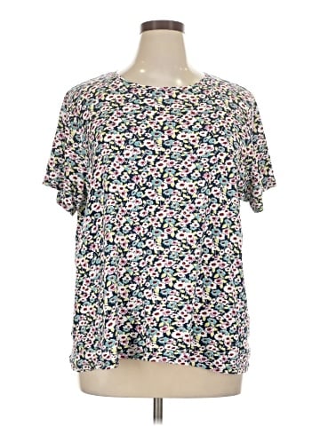 Croft & Barrow Short Sleeve T-Shirt (view 1)