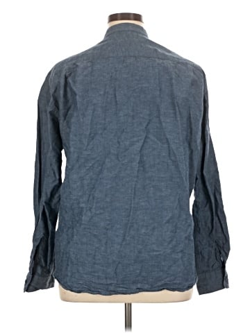 Uniqlo Long Sleeve Button-Down Shirt (view 2)