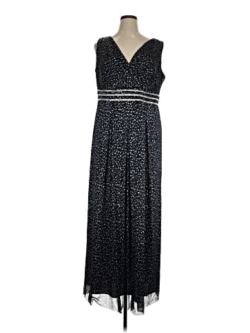 R&M Richards Casual Dress (view 1)
