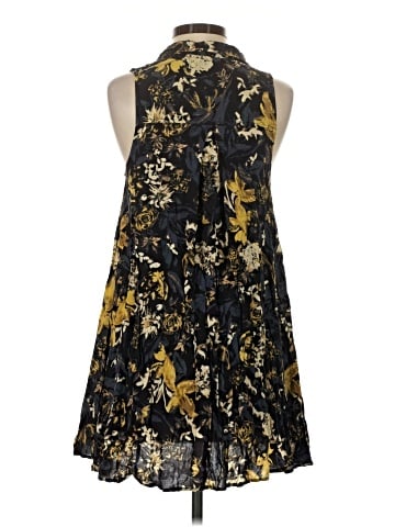 Kimchi Blue Sleeveless Blouse (view 2)