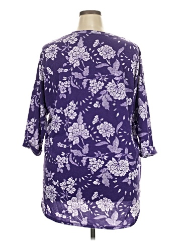 Crown & Ivy Casual Dress (view 2)
