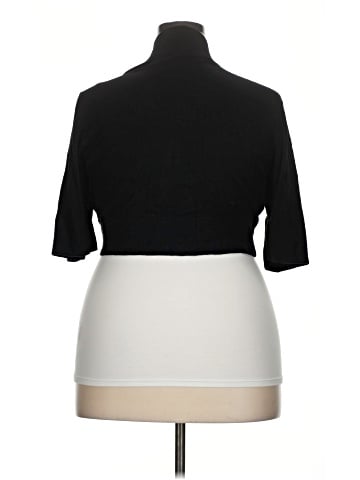 Torrid 3/4 Sleeve T-Shirt (view 2)