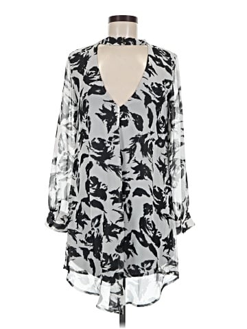 Astr Casual Dress (view 1)