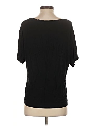 Victoria's Secret Short Sleeve T-Shirt (view 2)