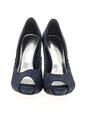 Kelly & Katie Heels (view 2)