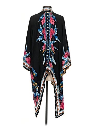 Flying Tomato Kimono (view 2)