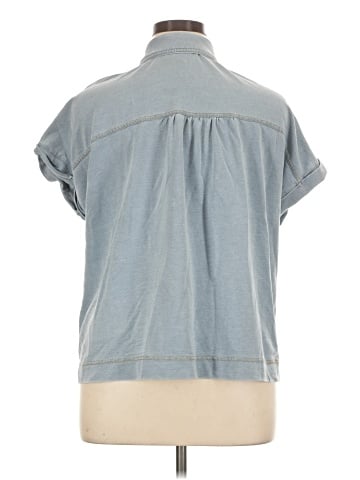 Jane and Delancey Short Sleeve Button-Down Shirt (view 2)