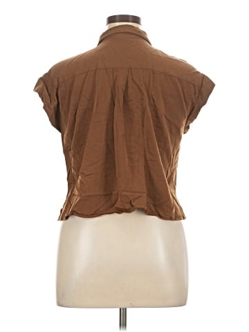 Rose + Olive Sleeveless Button-Down Shirt (view 2)