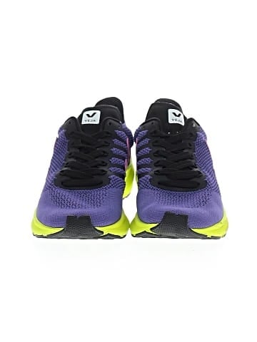 VEJA Sneakers (view 2)