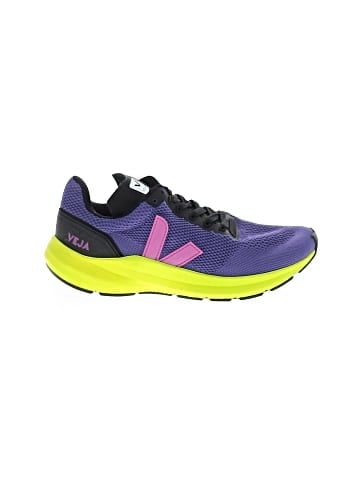 VEJA Sneakers (view 1)