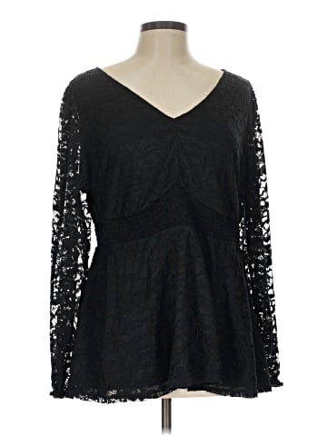Torrid 3/4 Sleeve T-Shirt (view 1)