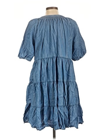Crown & Ivy Casual Dress (view 2)