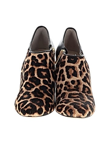 MICHAEL Michael Kors Ankle Boots (view 2)