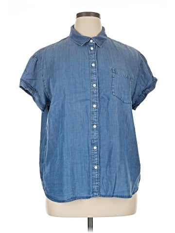 Caslon Short Sleeve Button-Down Shirt (view 1)