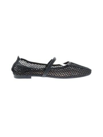 Unbranded Flats (view 1)