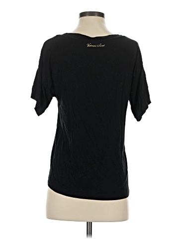 Victoria's Secret Short Sleeve T-Shirt (view 2)