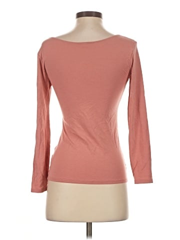 Uniqlo 3/4 Sleeve T-Shirt (view 2)