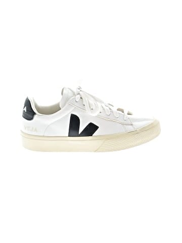 VEJA Sneakers (view 1)