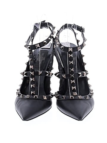Valentino Garavani Leather Rockstud Pumps (view 2)