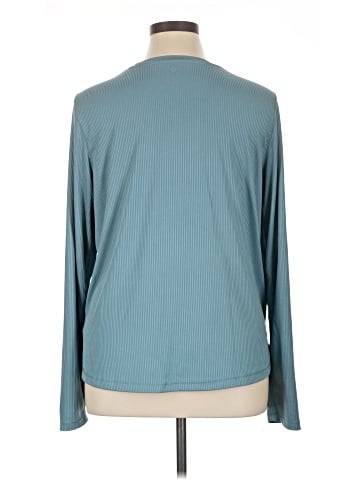 Danskin Long Sleeve T-Shirt (view 2)