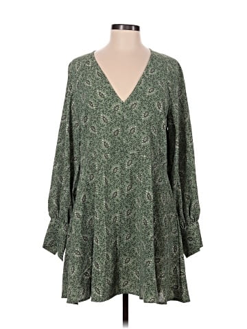 H&M 3/4 Sleeve T-Shirt (view 1)