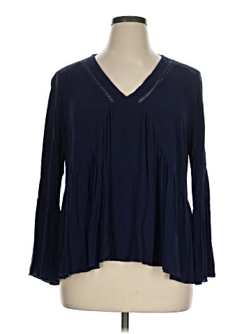 Falls Creek 3/4 Sleeve Blouse (view 1)