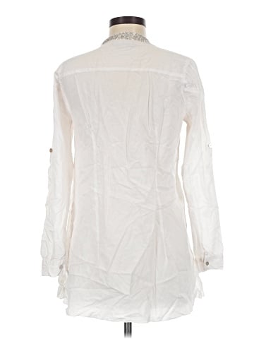 Romeo & Juliet Couture Long Sleeve Blouse (view 2)
