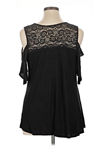 Xhilaration Sleeveless T-Shirt (view 2)