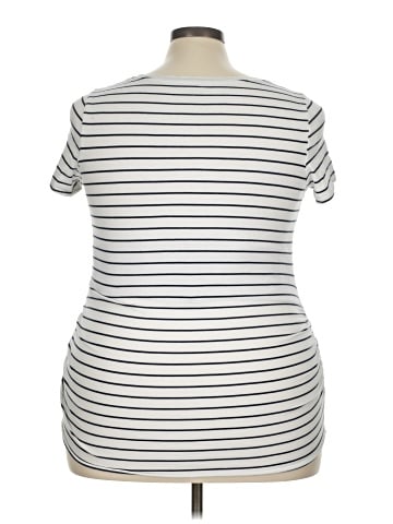 Old Navy - Maternity Short Sleeve T-Shirt (view 2)