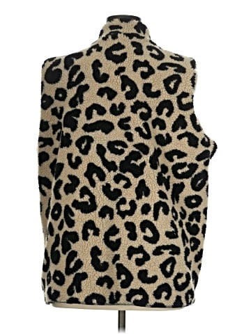 Onque Casuals Faux Fur Vest (view 2)