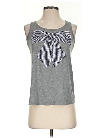Charlotte Russe Sleeveless T-Shirt (view 1)