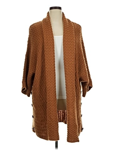 North Style Poncho (view 1)